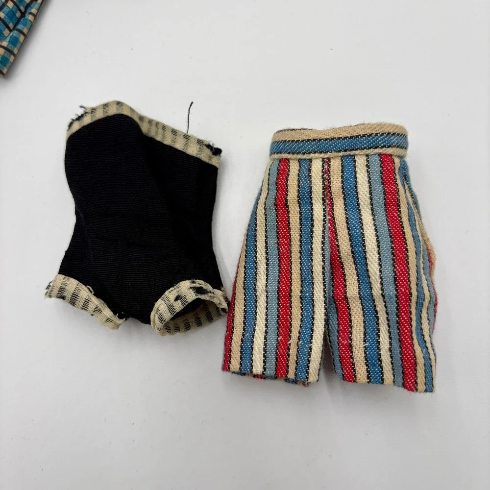 Vintage 1960s 1970s Mattel Barbie Skipper & Clone Doll Clothing Lot Over 1lb
